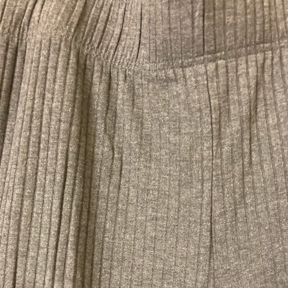 Plus Size Capris - Picture 6 of 8